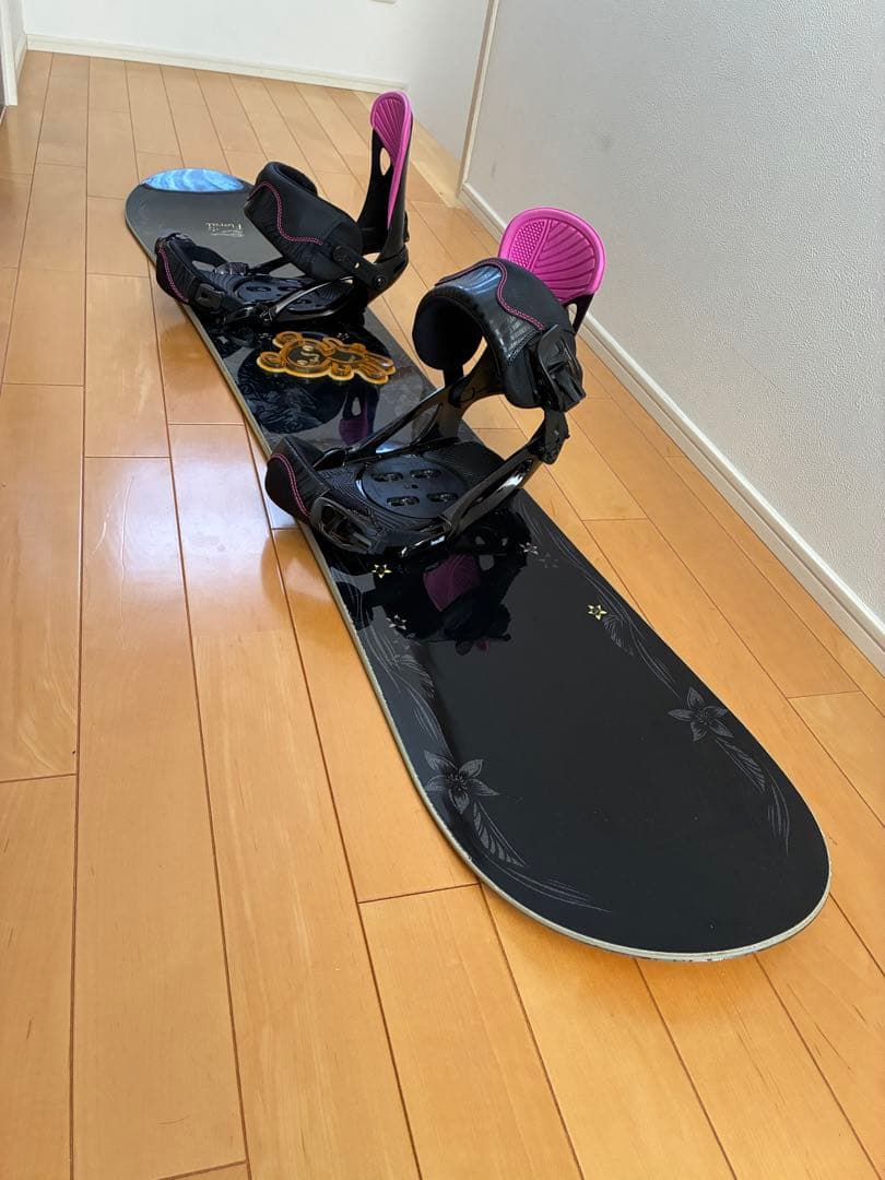 コスミックサーフ　スノーボード　floral 138cm ビンディングセット
