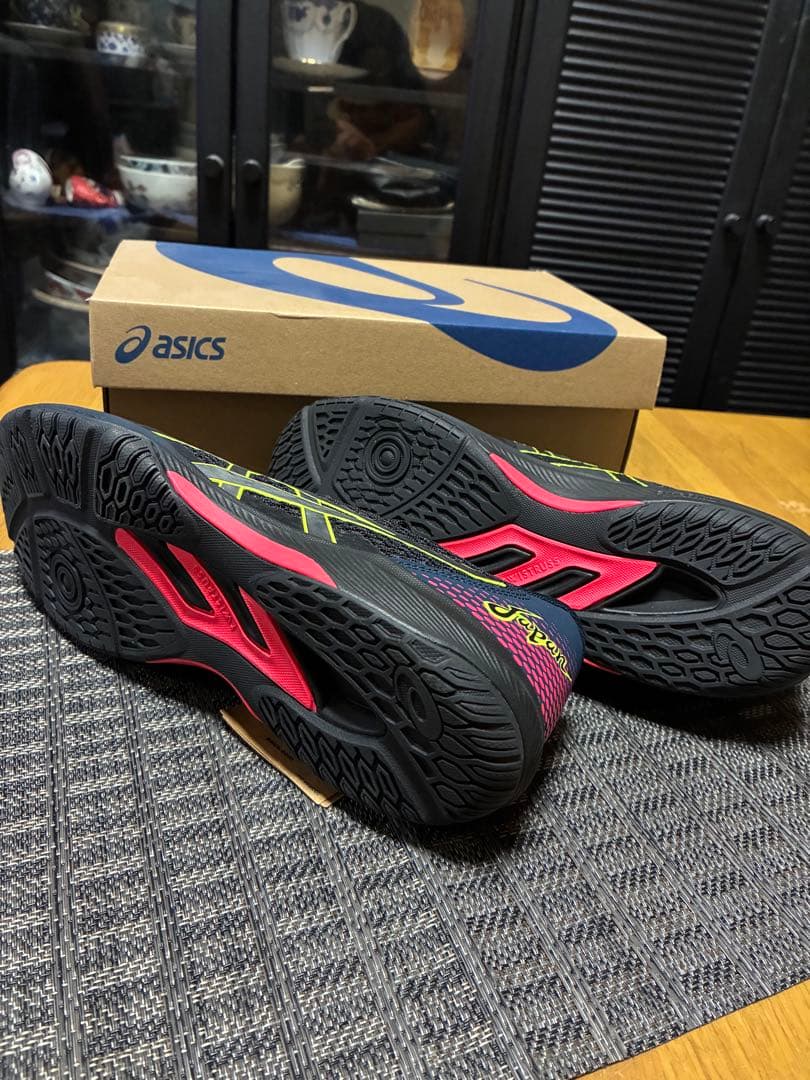 ASICS スパイクシューズ ブラック/イエローjapanモデル