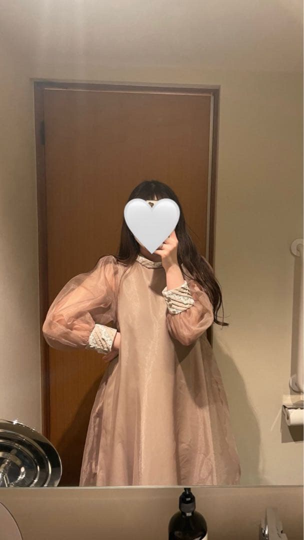 Acka sheer over one-piece ベージュ　サイズ2