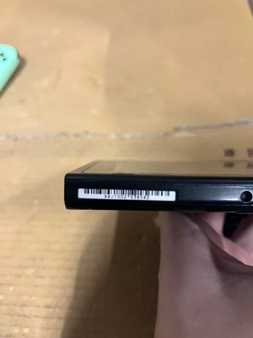 Nintendo Switch 本体　Joy-Con 付き