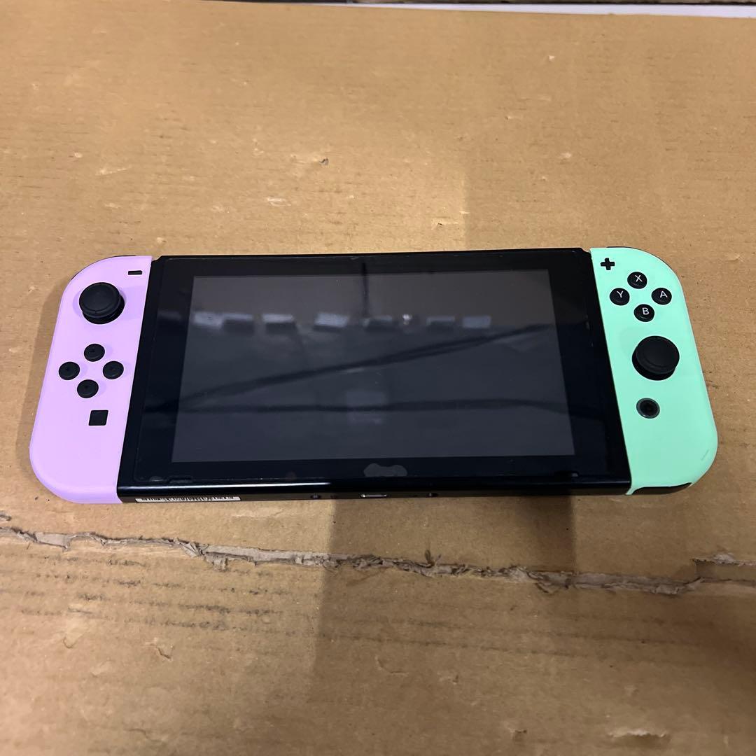 Nintendo Switch 本体　Joy-Con 付き