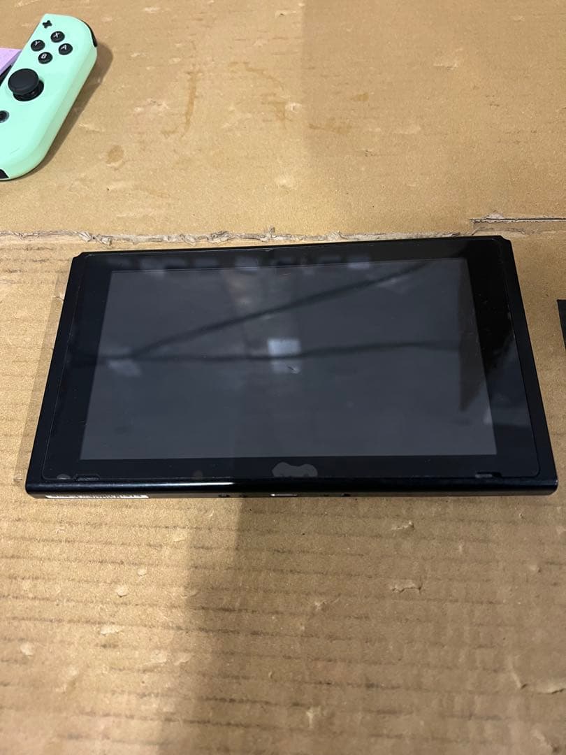 Nintendo Switch 本体　Joy-Con 付き