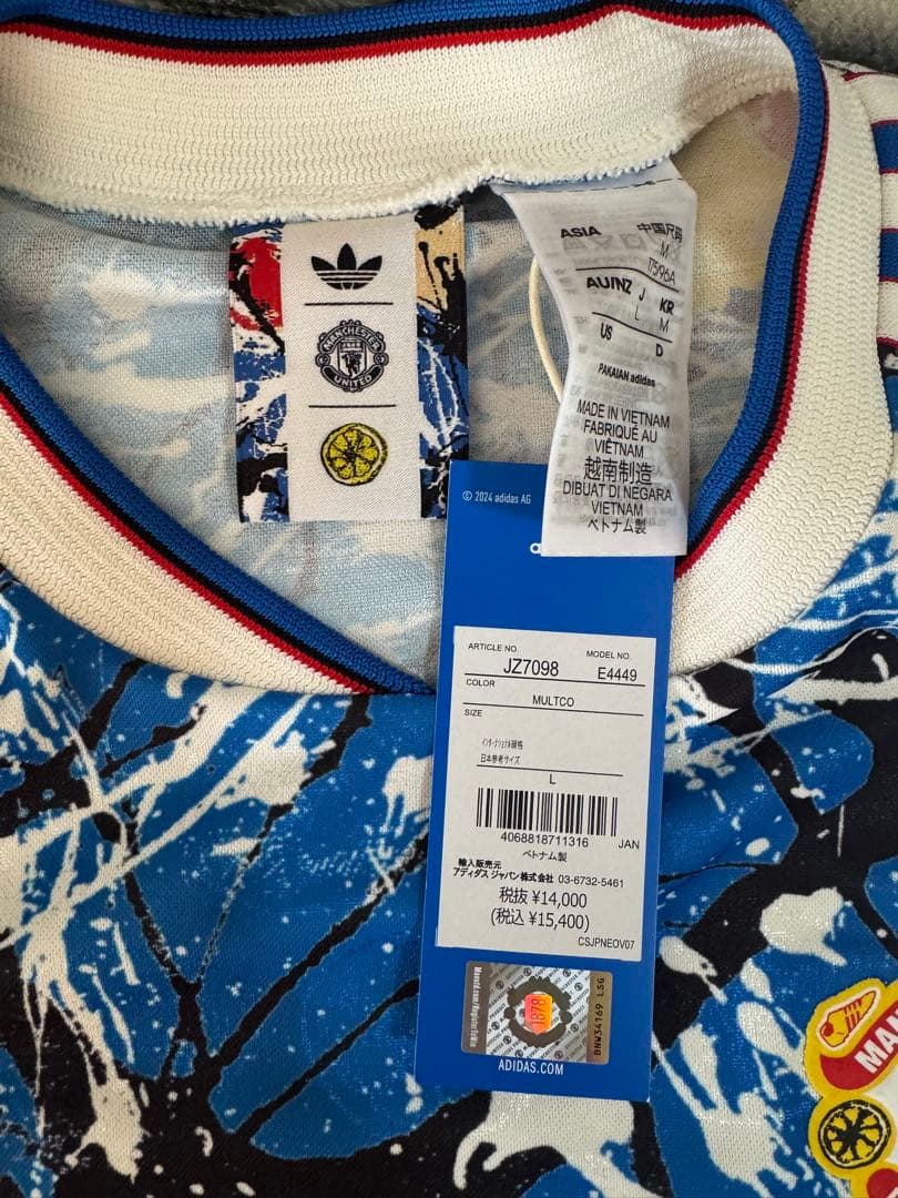 Adidas MANCHESTER UNITED×STONE ROSES シャツ