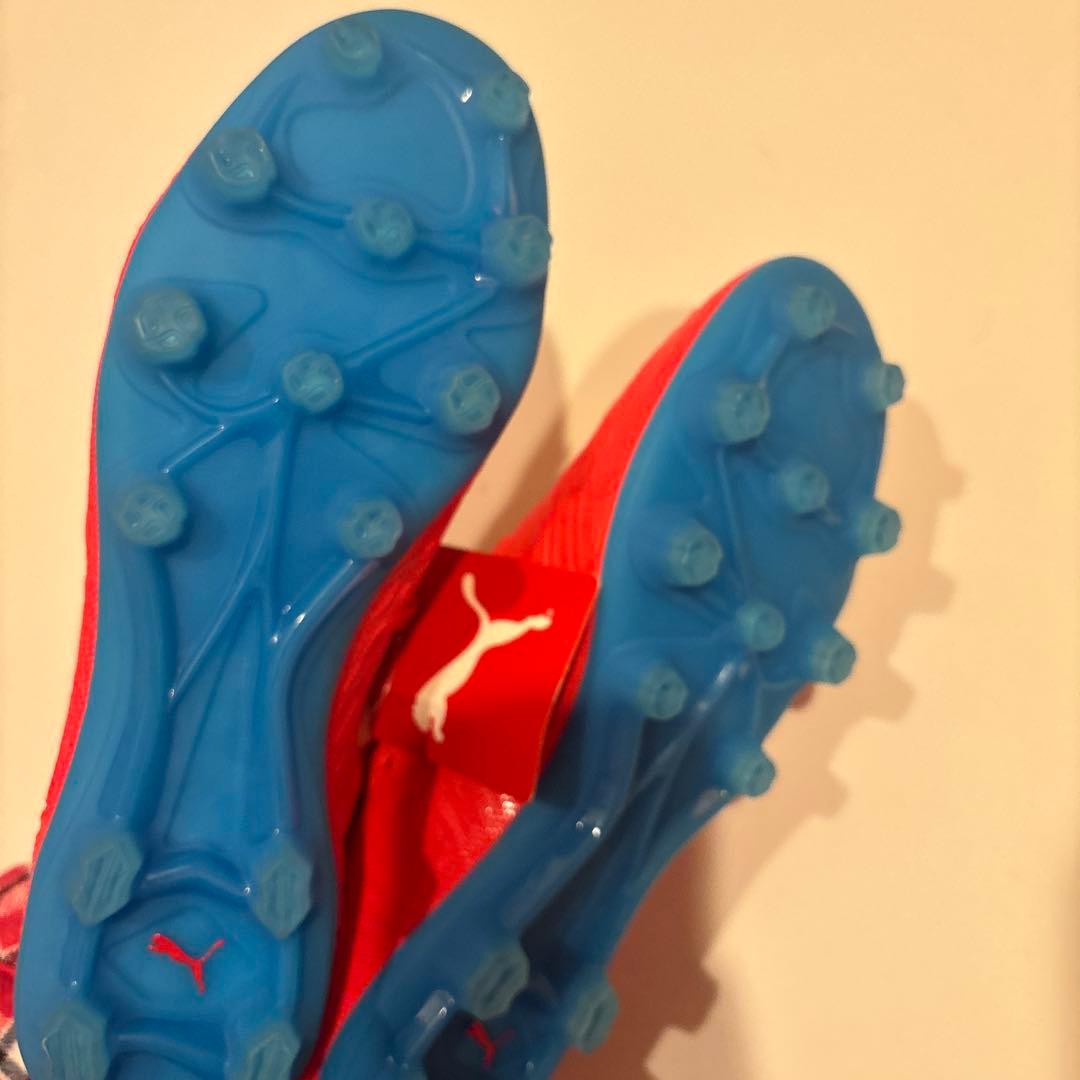 PUMAフューチャー 19.2 NETFIT HG スパイク　27cm
