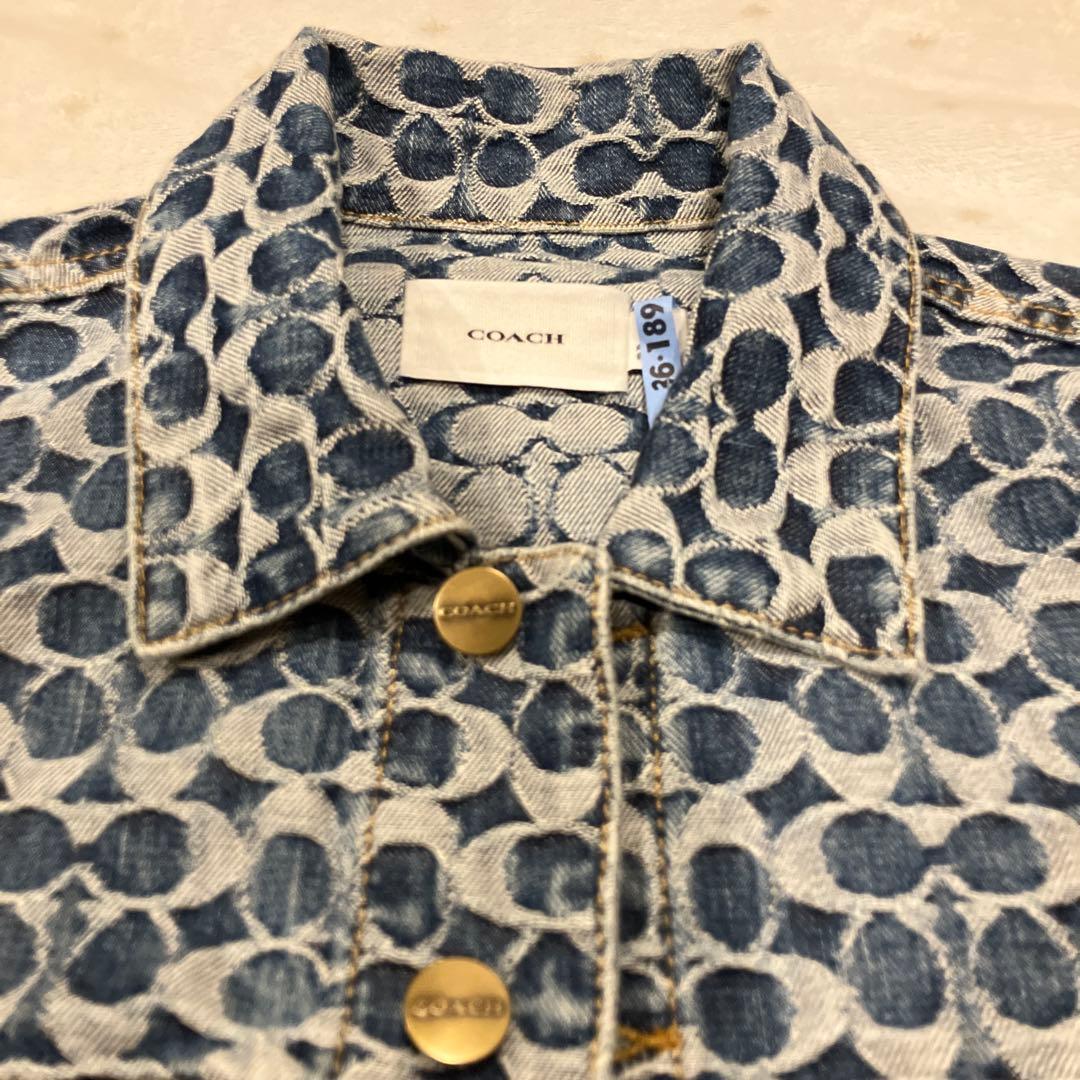 美品✨COACH シグネチャー 総柄 デニムジャケット 金ボタン　L 男女兼用