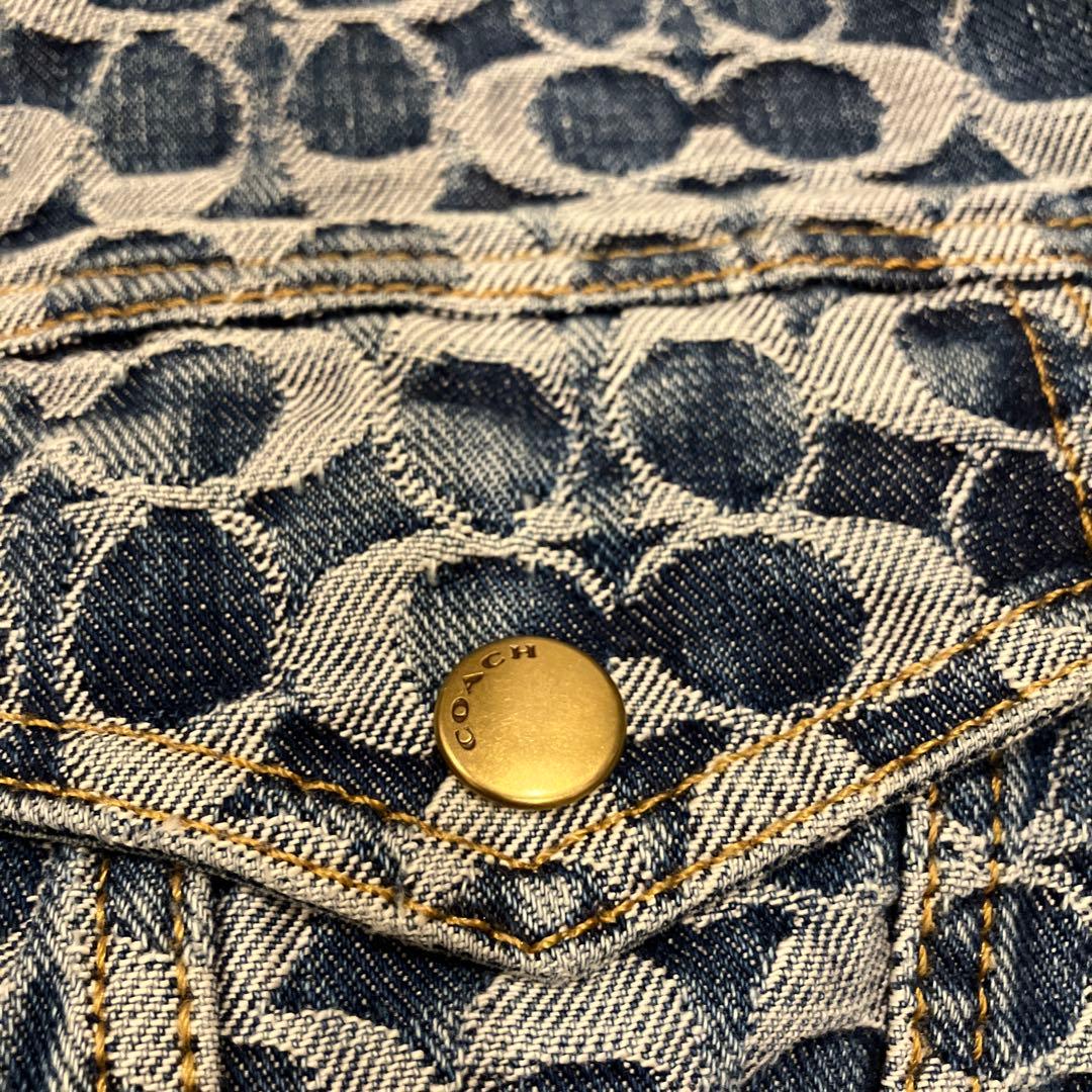 美品✨COACH シグネチャー 総柄 デニムジャケット 金ボタン　L 男女兼用