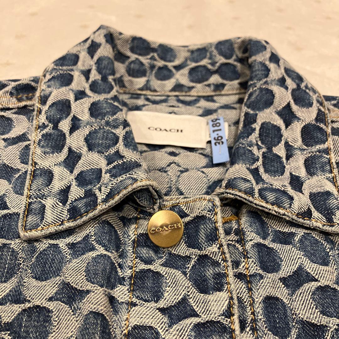 美品✨COACH シグネチャー 総柄 デニムジャケット 金ボタン　L 男女兼用