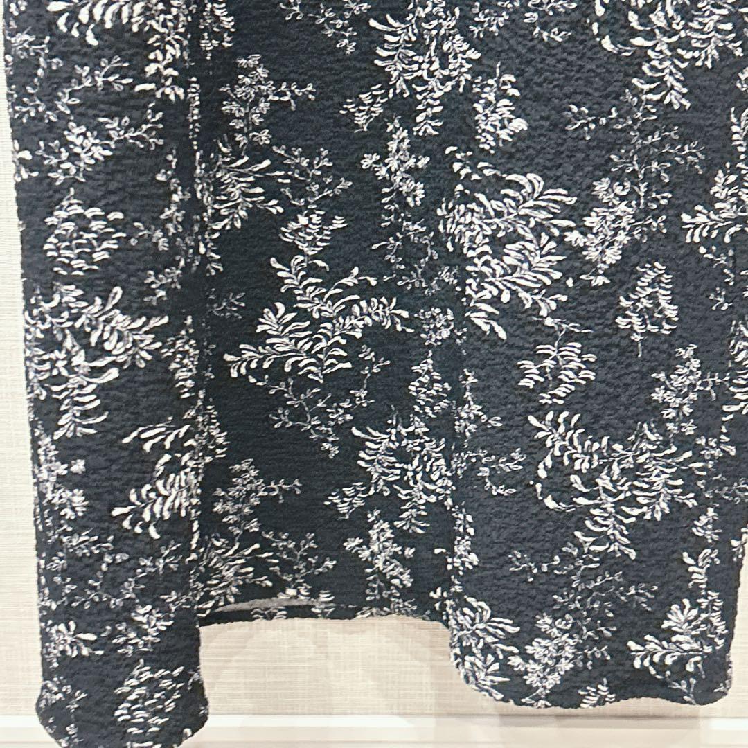 新品⭐︎24SS LAGUNAMOON ショルダーシャーリングプリントワンピースM