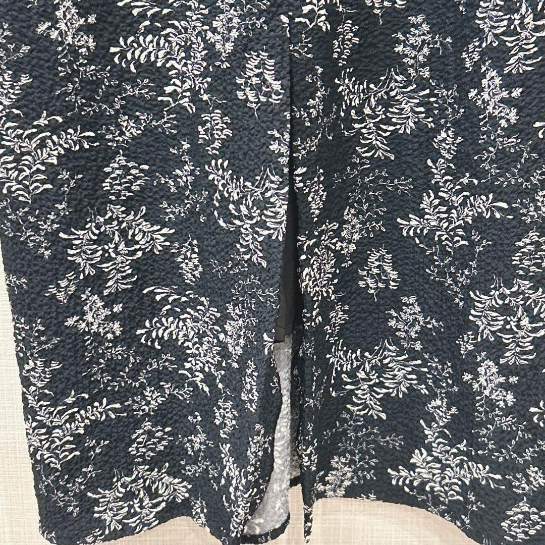 新品⭐︎24SS LAGUNAMOON ショルダーシャーリングプリントワンピースM