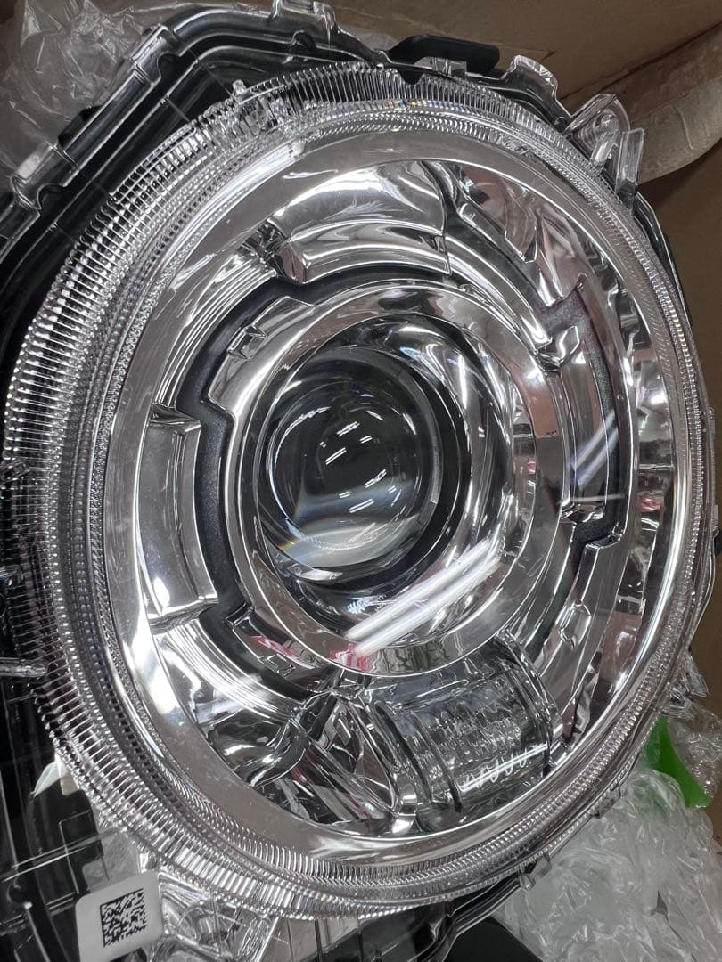 ジムニーノマド　新車外し　ヘッドライト
