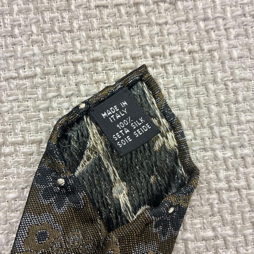 Tie your tie タイユアタイ　ネクタイ