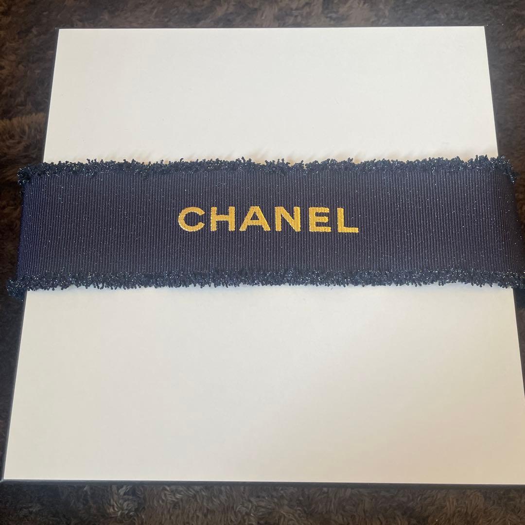 CHANEL クリスマスコフレ2025 アイシャドウ　マスカラセット　ポーチ