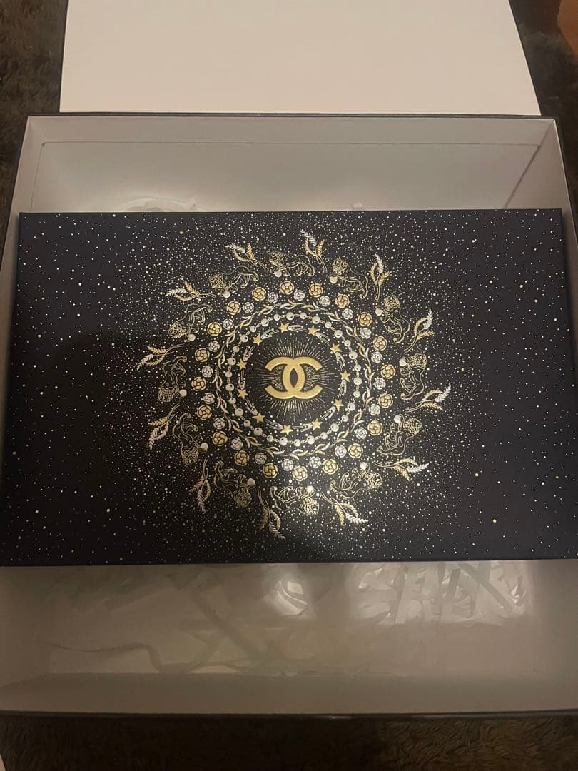 CHANEL クリスマスコフレ2025 アイシャドウ　マスカラセット　ポーチ