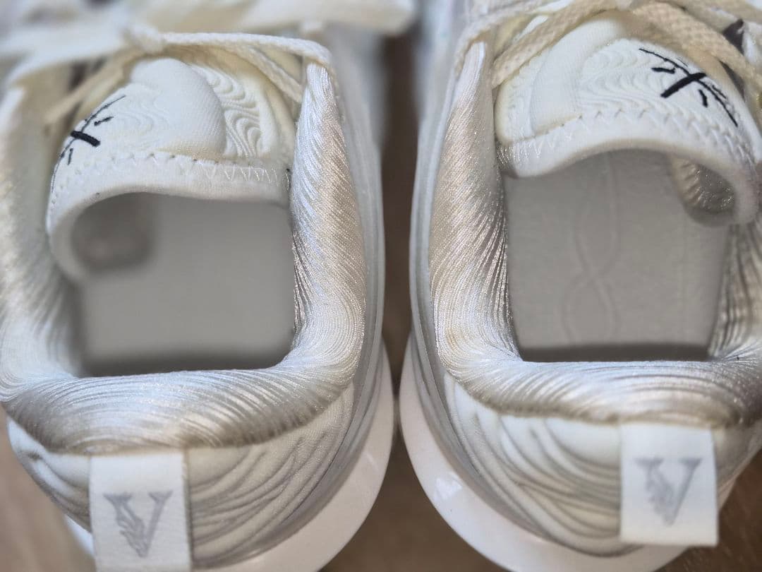 リーニン Wade 808 5 Ultra V2「花火」24.0cm/US6.5