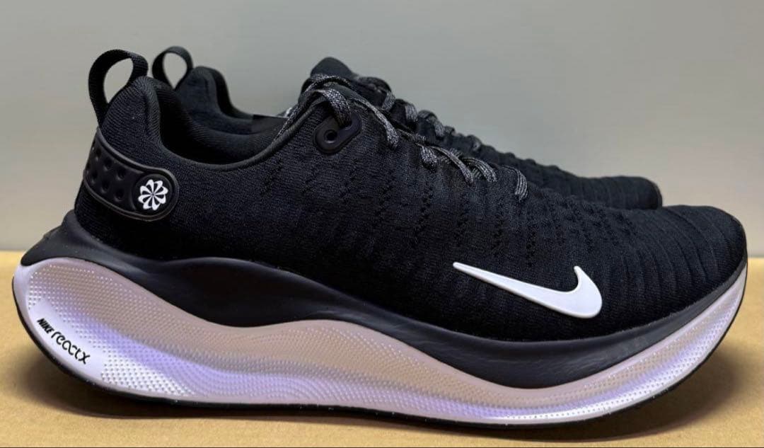 【新品】NIKE ナイキ インフィニティラン 4 エクストラワイド 25.5cm