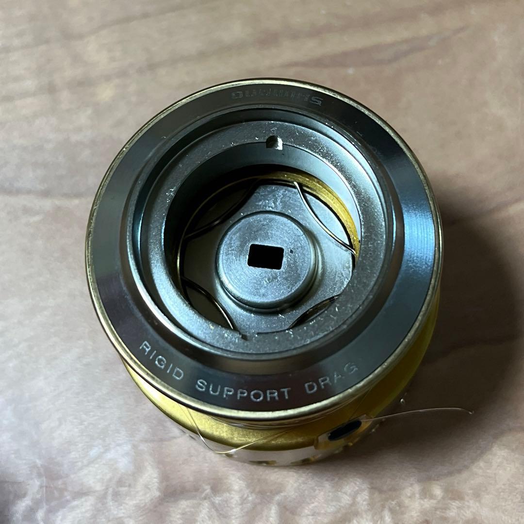シマノ　ステラ2500 スプール