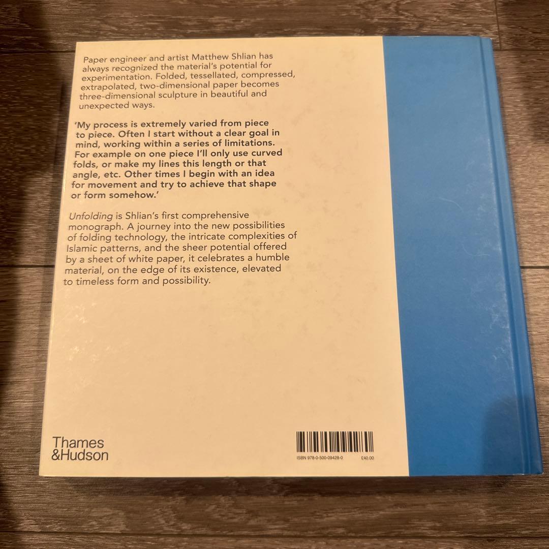 洋書 Unfolding