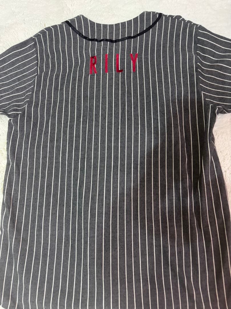 今市隆二さん　Rily ベースボールストライプシャツ