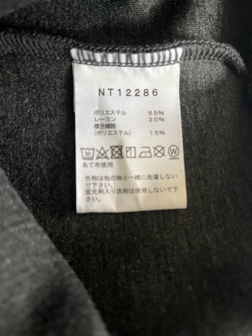 THE NORTH FACE グレー パーカー フード付き