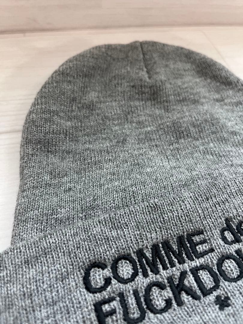 （美品）COMME des FUCKDOWN ニット帽 グレー