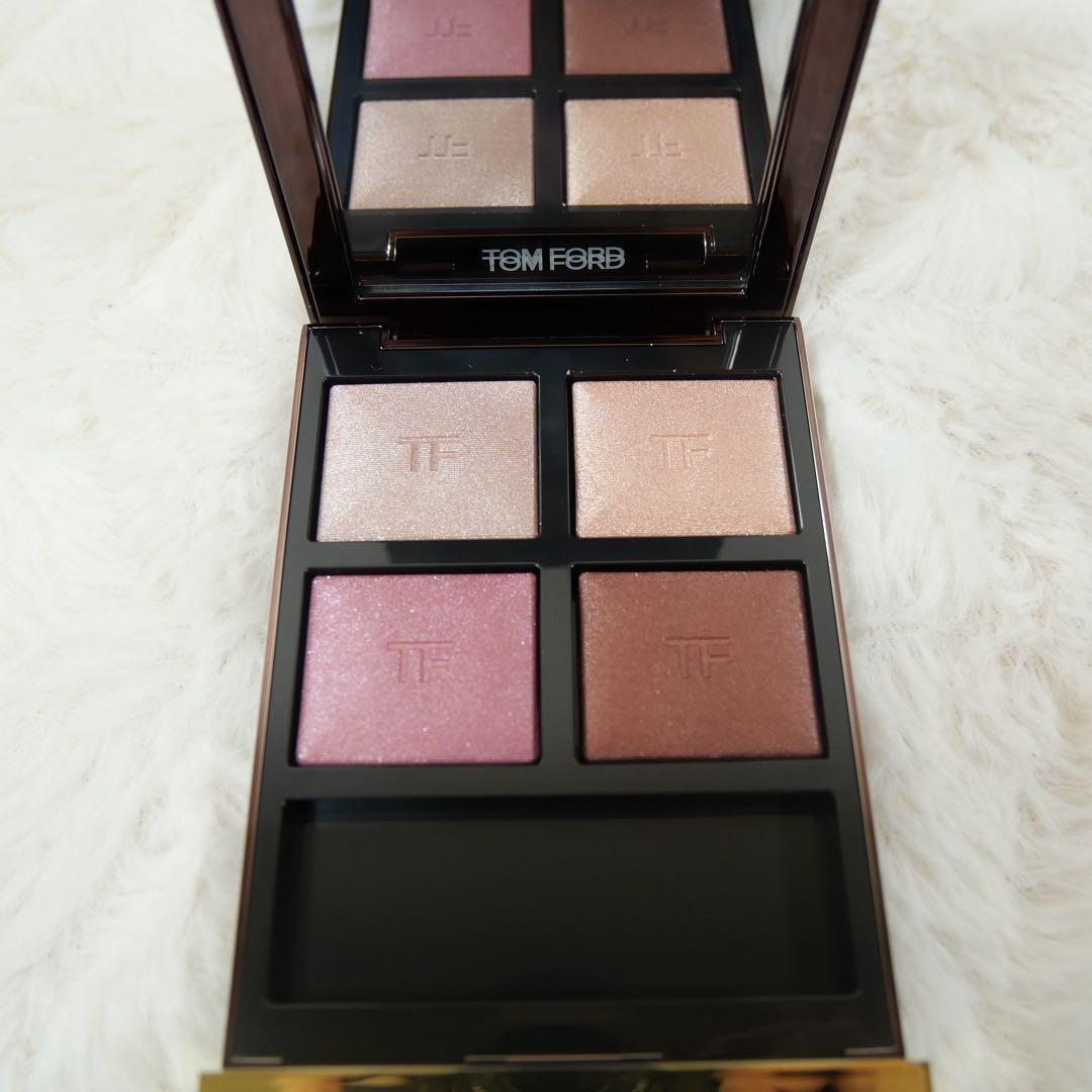 【お値下げ中】TOM FORD アイシャドウ42 ヘイズィセンシュアリティ