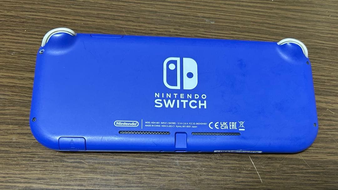 nintendoSwitchライト ブルー 画面割れ