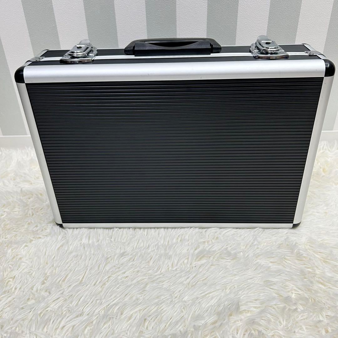 新品　ドリームボックス ベイブレードX ギアケース　アタッシュケース　中サイズ