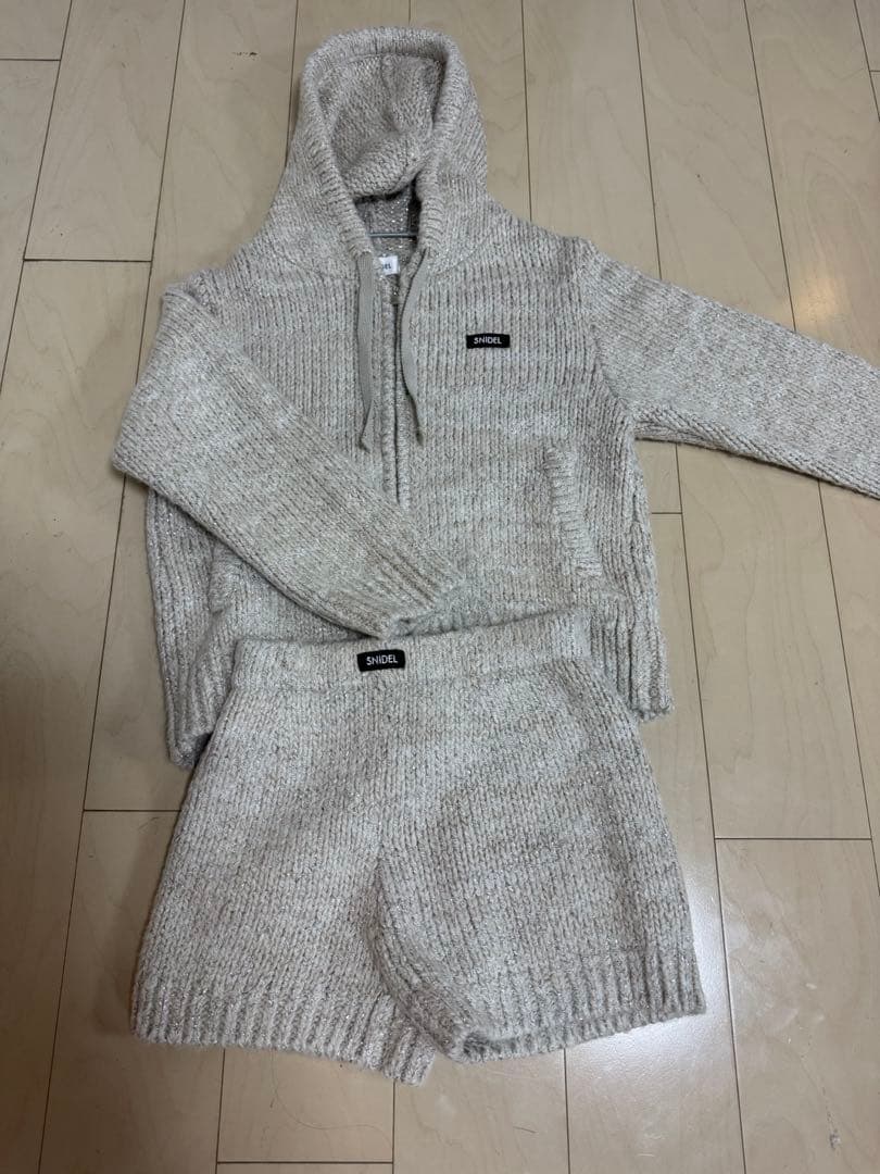 ロービングニットフーディー snidel