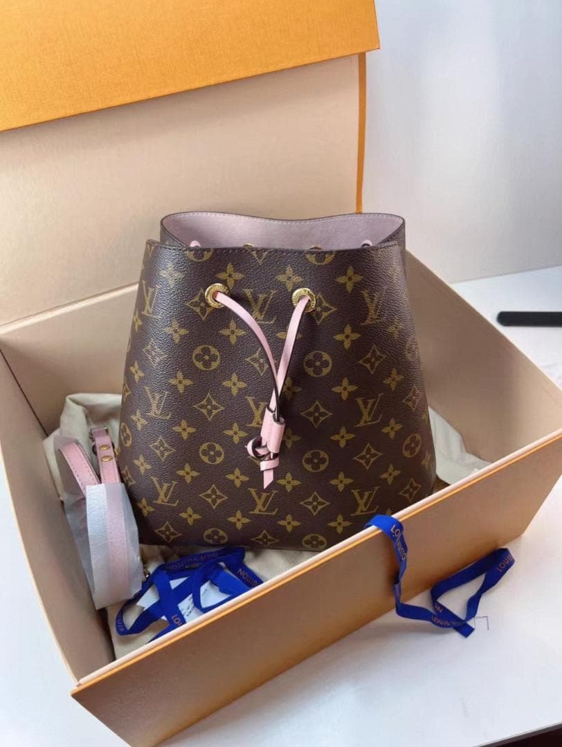 全巻セット LOUIS VUITTON Neo Noe M44022 26*26*17.5