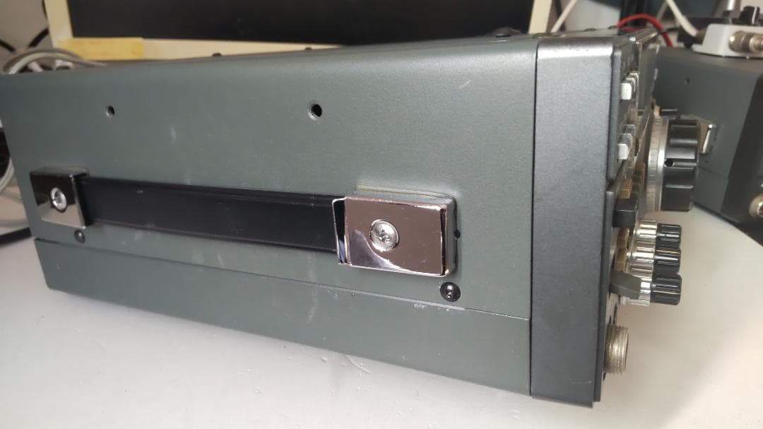 送料込みICOM IC-371 430MHzオールモードトランシーバー　電源内蔵