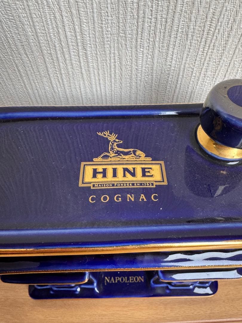 HINE ハイン ナポレオン コニャック 凱旋門 青 陶器 ブランデー