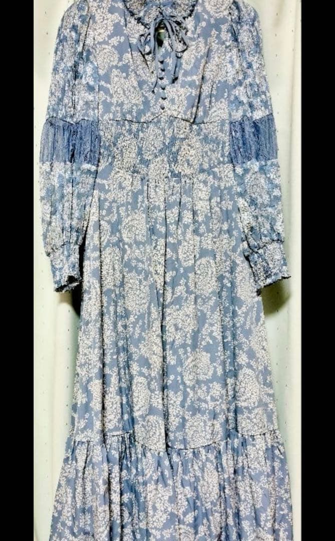 Y*@様 herlipto Winter Floral Long-sleeve