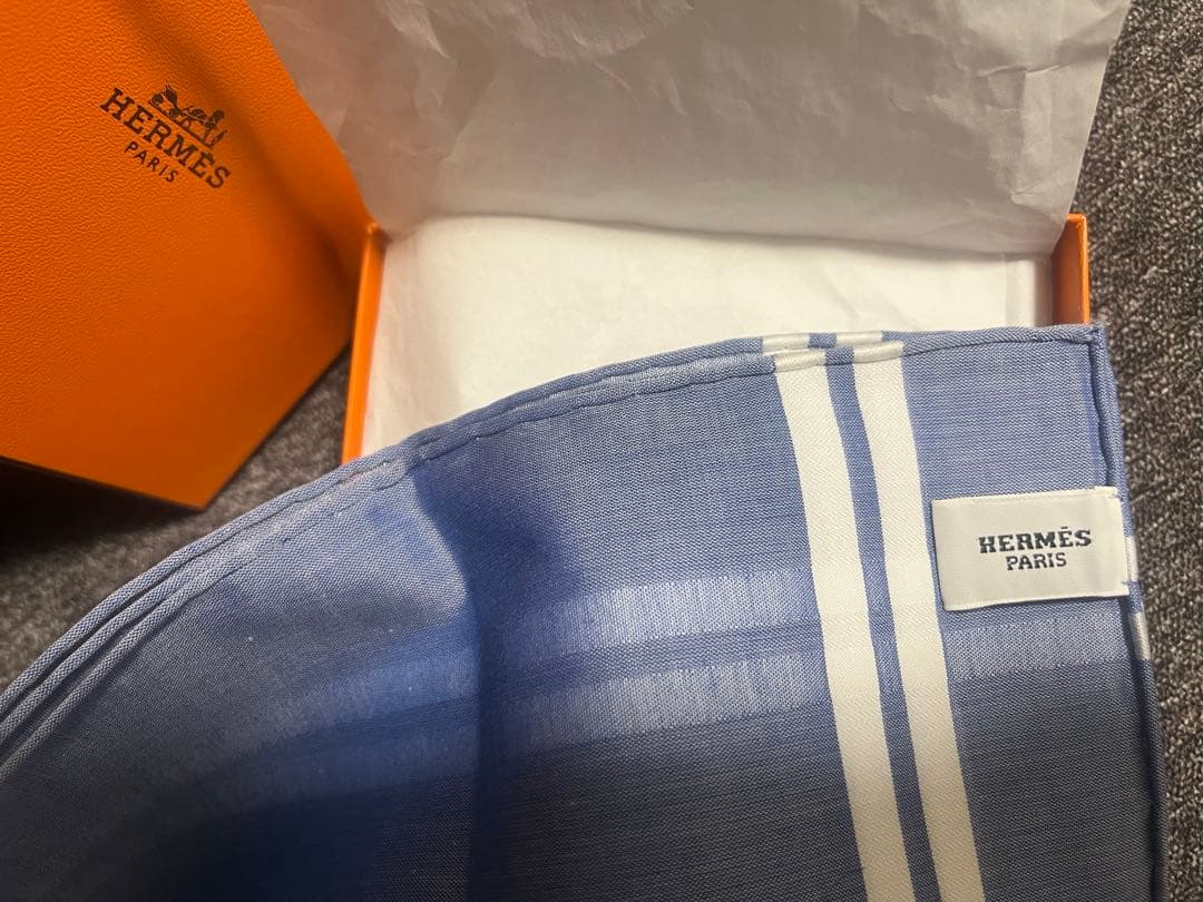 HERMES ブルー ストライプ ハンカチ