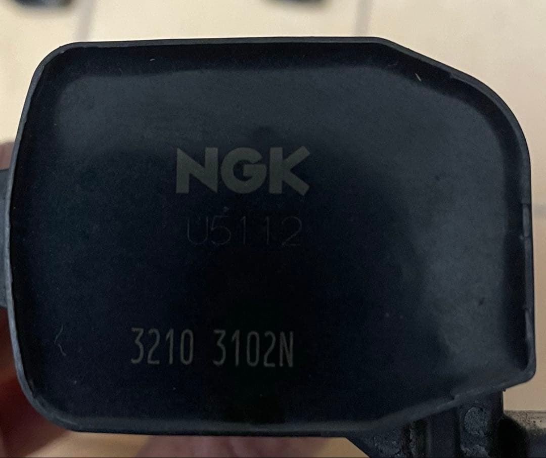【日産】エルグランド　NGK U5112イグニッションコイル中古品