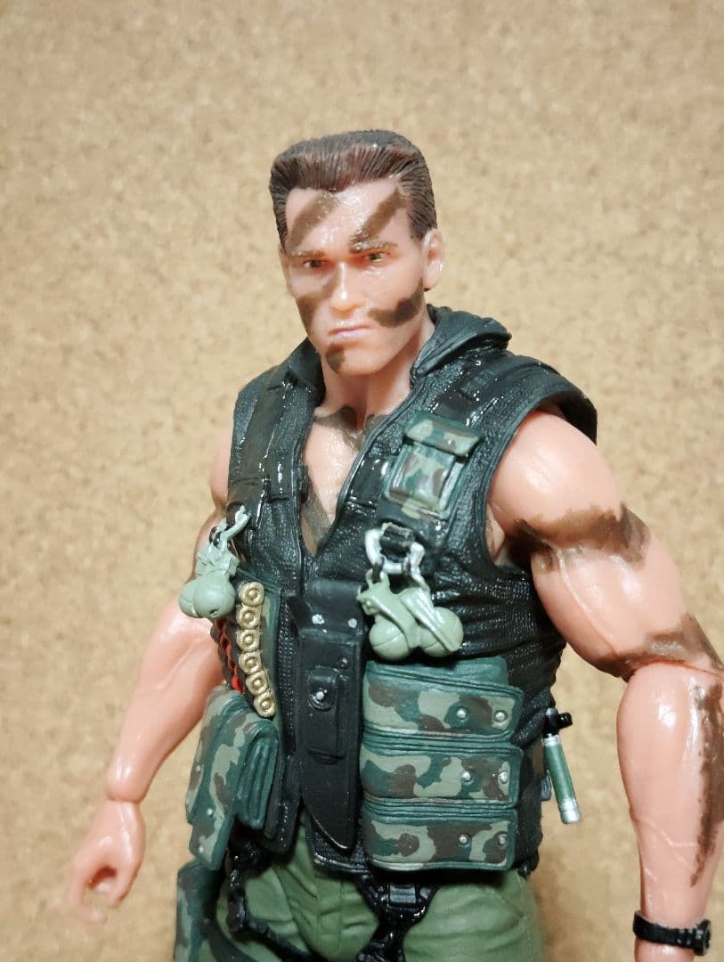 SF・ファンタジー・ホラー 15.NECA/COMMANDO 30TH ANNIVERSARY