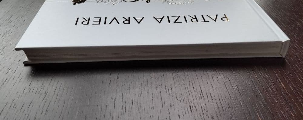 patrizia arvieri 　パトリツィア・アルビエリ　洋書　作品集