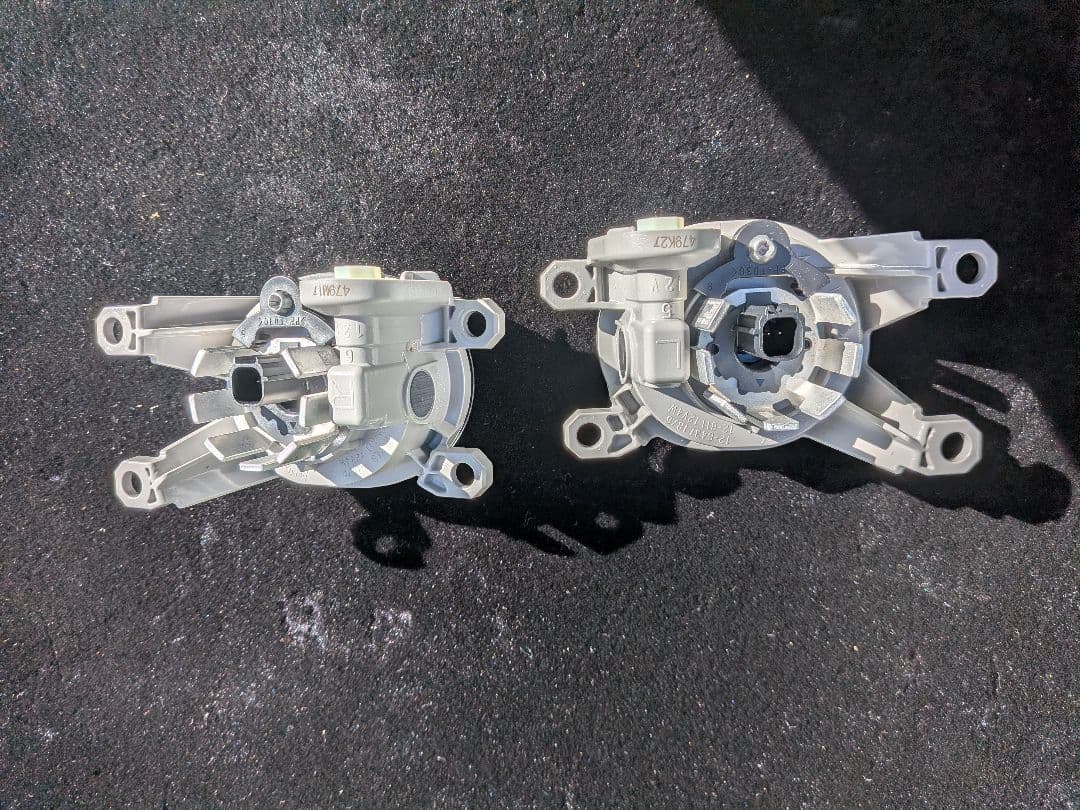 40系　トヨタ　アルファード　純正フォグランプ 2個セット 型番479K27