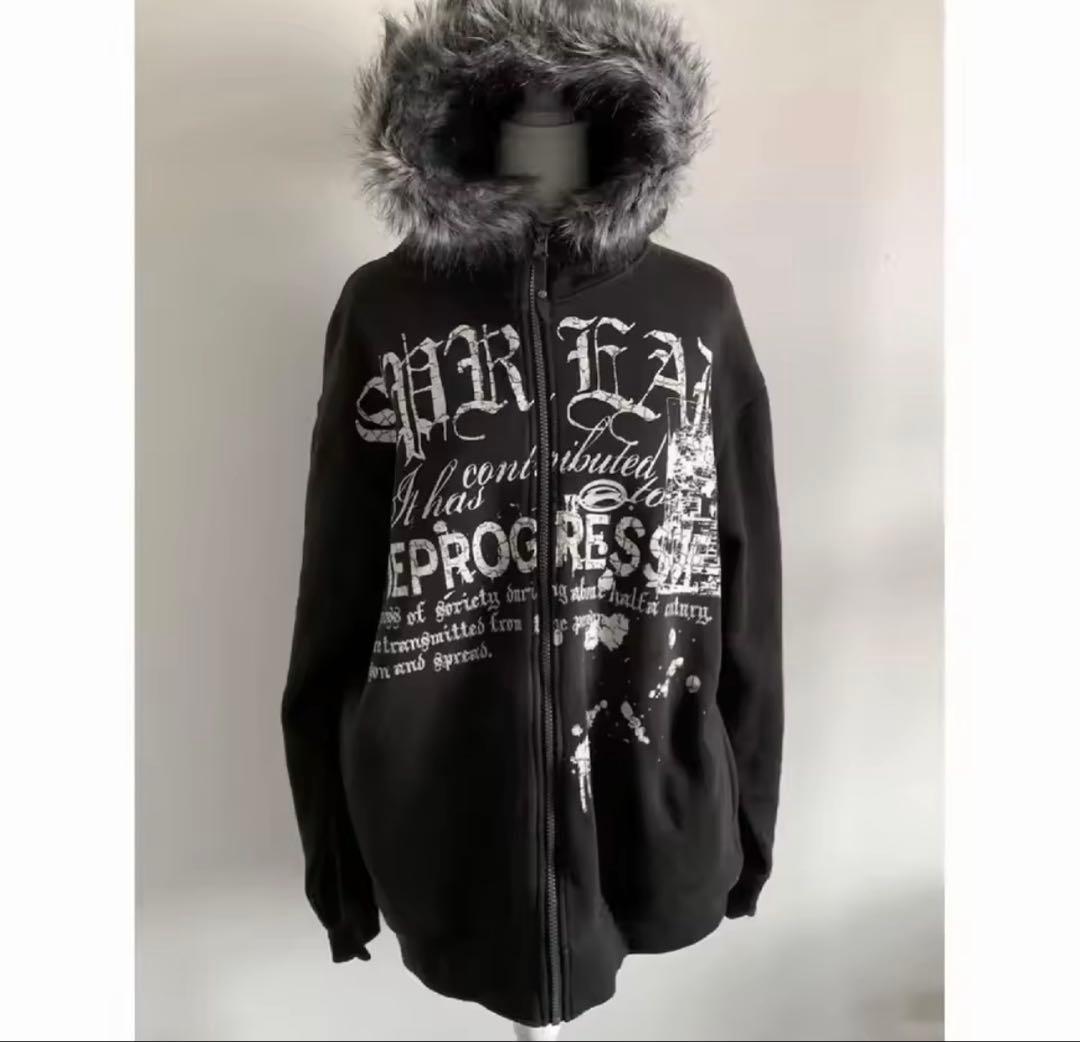 フード付き黒ジップアップファーパーカー