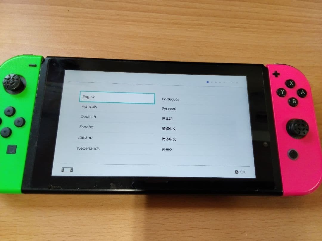 (送料無料鹿児島発)ジャンク品 スタンド破損 switch ゲーム機