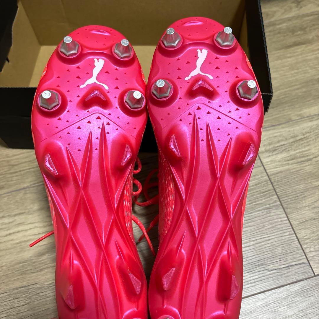 サッカースパイクPUMA