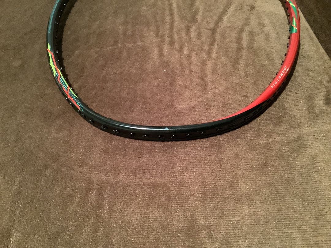 廃盤品！ヨネックス　アストロクス88D 4UG5