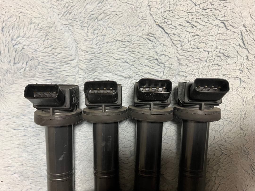TOYOTA車のスパークプラグ 90919-02248 4個セット