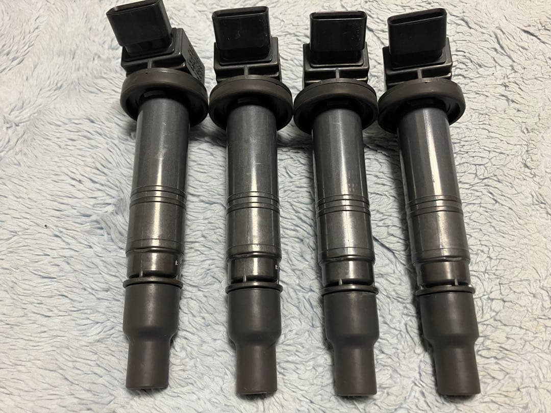 TOYOTA車のスパークプラグ 90919-02248 4個セット