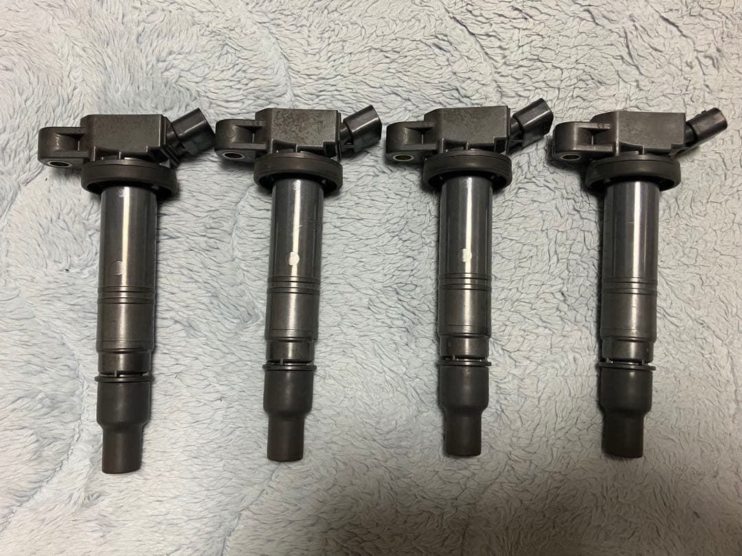 TOYOTA車のスパークプラグ 90919-02248 4個セット