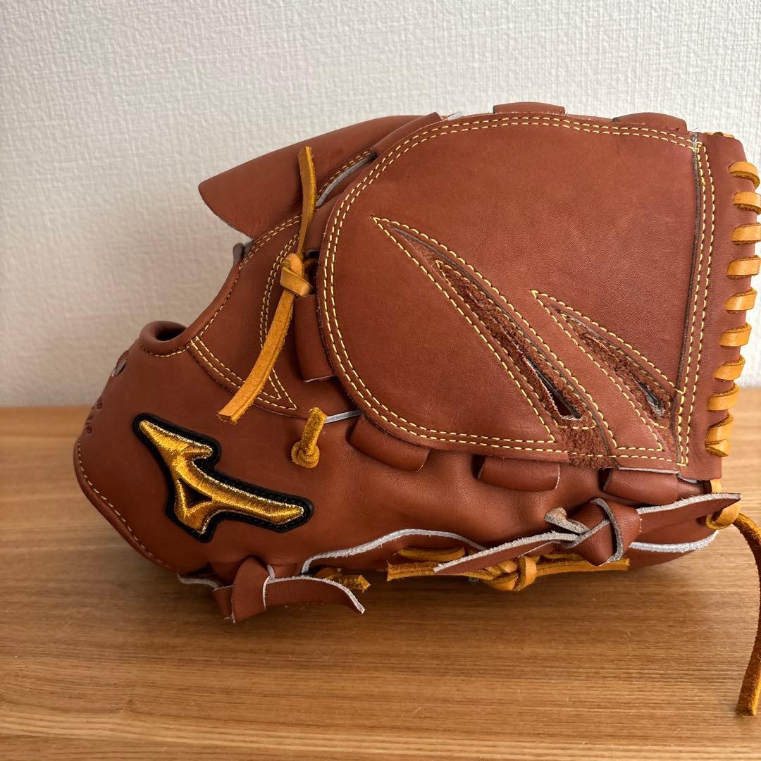 ミズノプロ　投手用　硬式　グローブ　グラブ　高校野球対応　定価66,000円