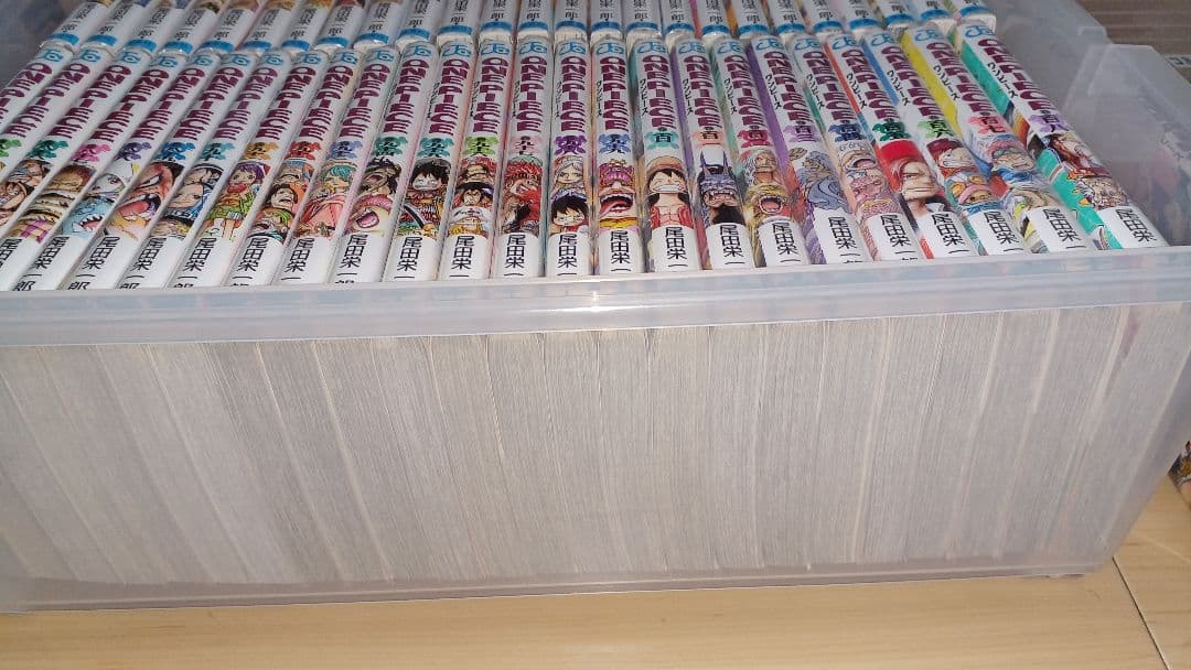 【ほぼ新品】ONE PIECE 1巻〜111巻セット プラスチックケース付き