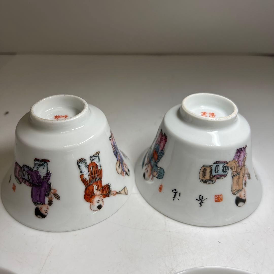 中国美術　景徳鎮　粉彩人物画蓋茶碗2客　高さ約9㎝　東Y8-0203②
