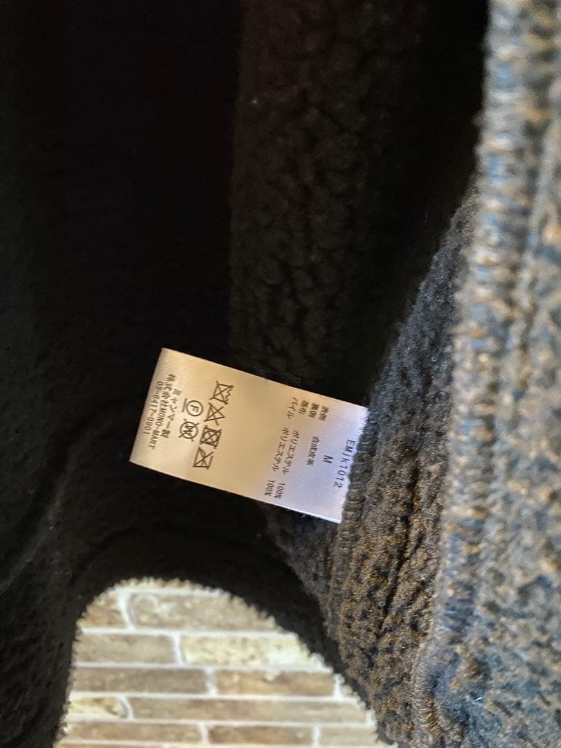 EMMA CLOTHES ボア襟付きブラックレザージャケット