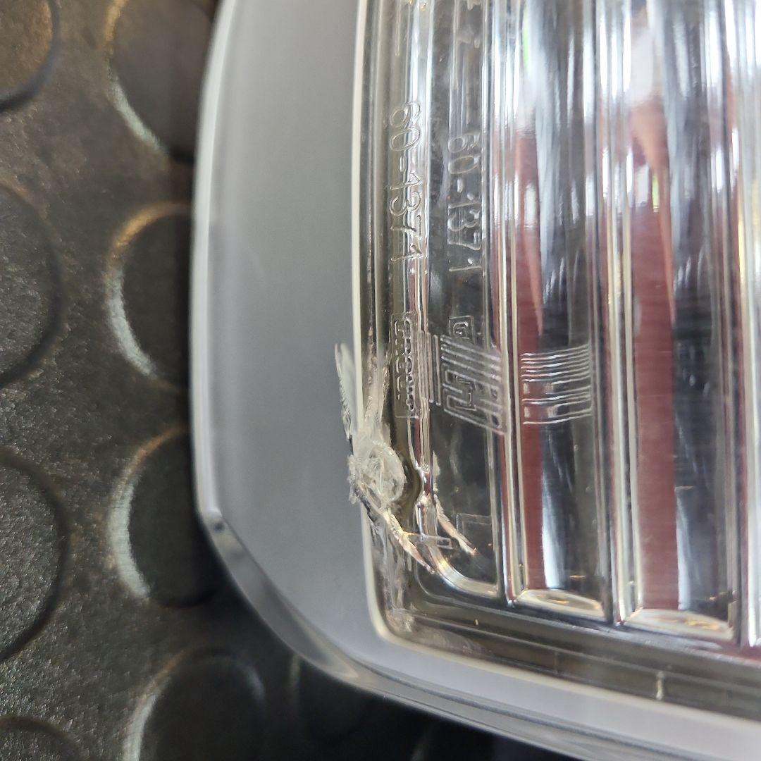 日産セレナ　C26 VALENTI LEDクリアテール