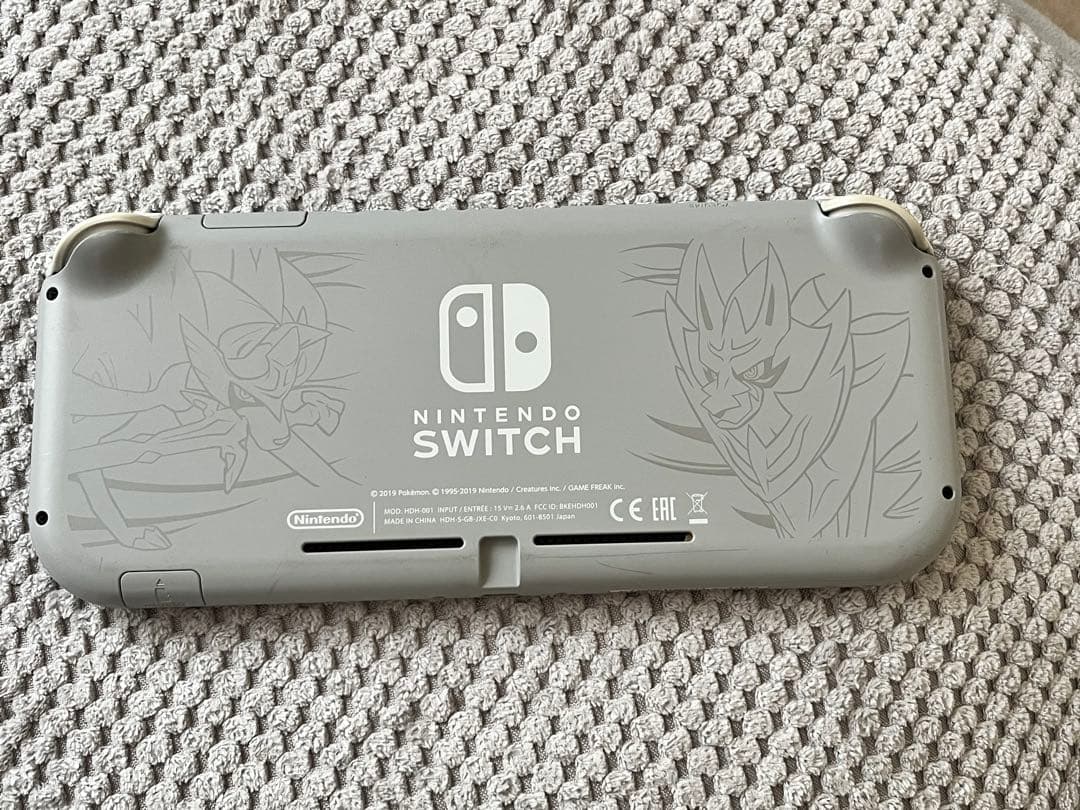 Nintendo Switch Lite 限定モデル